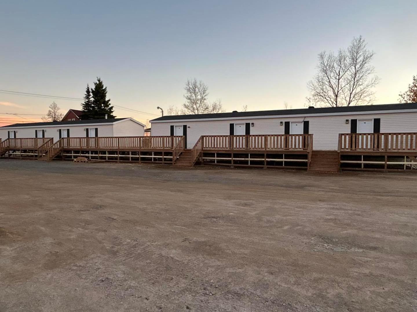 Motel Quatre Saisons Форествілл Номер фото